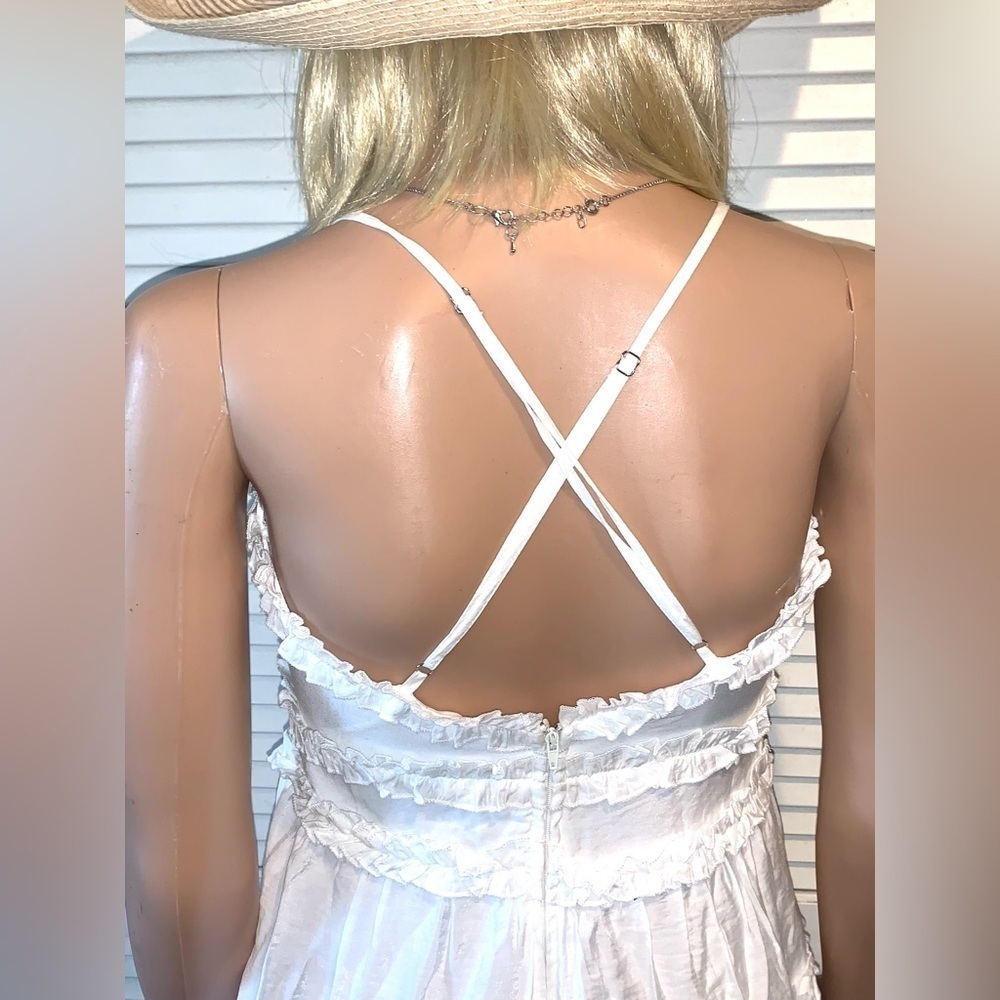 Miami Francesca mini white ruffle sun dress with adjustable straps Size Small - Picture 4 of 8